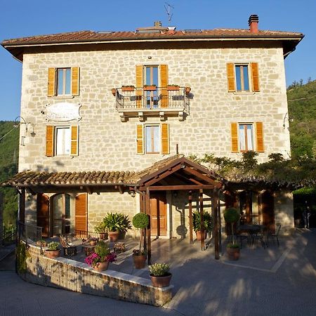Agriturismo La Rocca Hotel Marsia Exterior photo