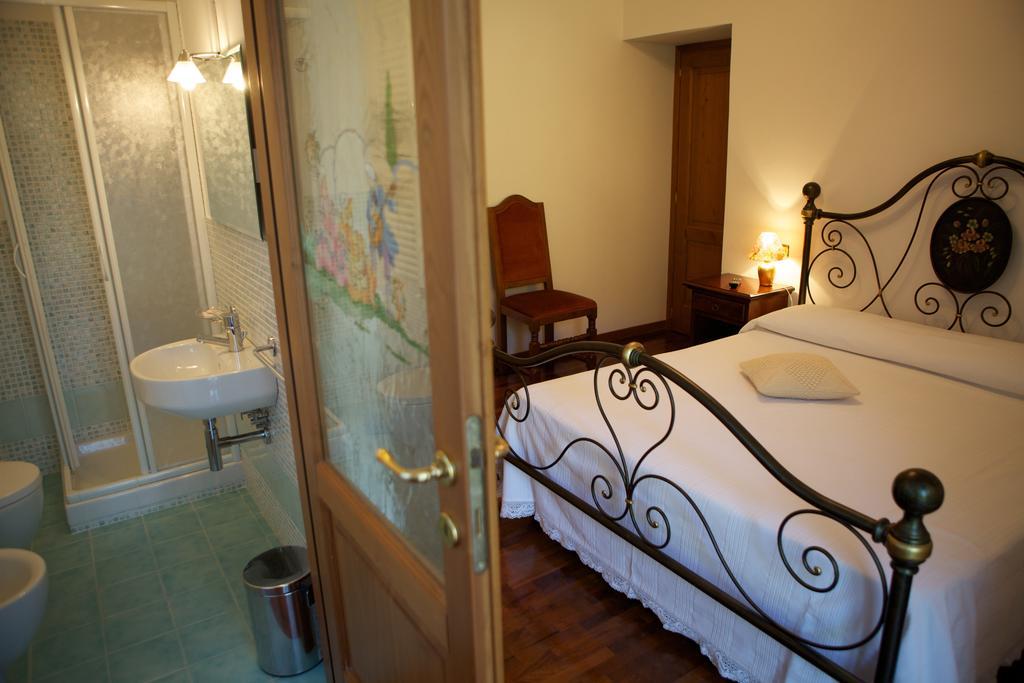 Agriturismo La Rocca Hotel Marsia Room photo
